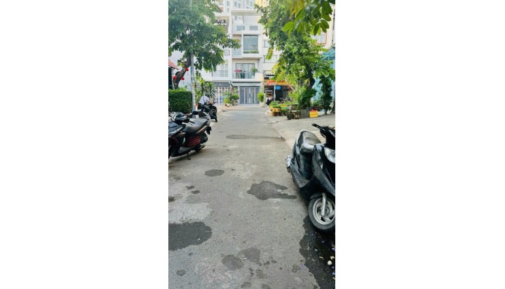 BÁN NHÀ KDC HIMLAM, NGAY LOTTE MART, NGUYỄN THỊ THẬP,P TÂN HƯNG QUẬN 7,ĐƯỜNG 10M, DT 75M2, CHỈ 15 TỶ. LH 0938827657 Ms TUYỀN